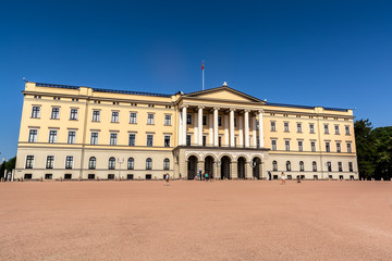 Fototapeta na wymiar Norwegian Royal Palace