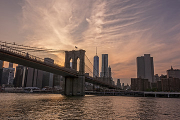 Obraz premium Brooklyn Bridge Sunset