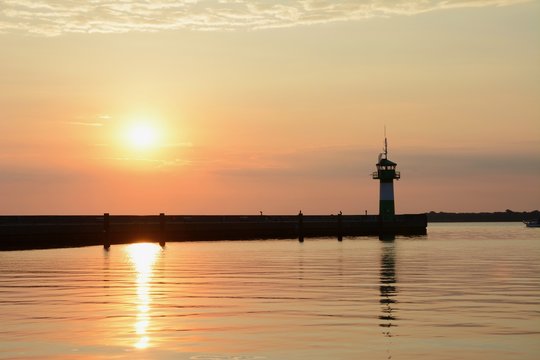Sonnenaufgang in Travem&uuml;nde