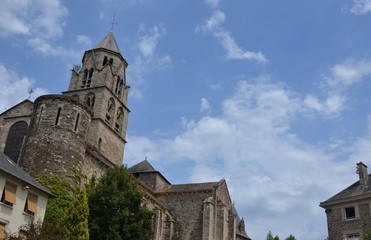 Fototapeta na wymiar Abbatiale Saint-Pierre, Uzerche, Corrèze, France