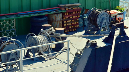 drum with a winding rope for mooring the ship on the dock