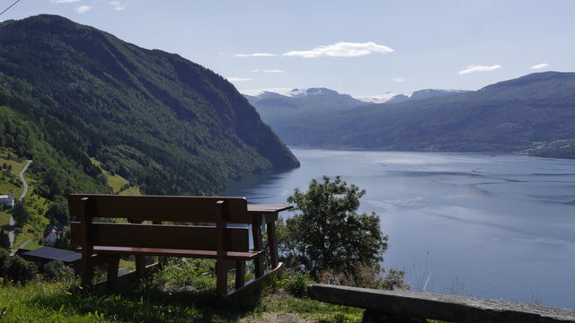 Oberhalb von Hopland, Aussicht auf den Innvikfjord / Nordfjord