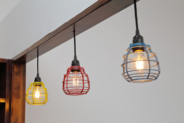 lampe suspension avec ampoule led design industriel lanterne - obrazy, fototapety, plakaty