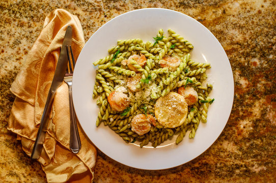 Pesto Gemelli Shrimp