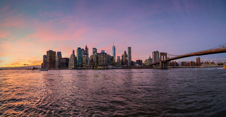 Fototapeta premium Manhattan Panorama during sunset