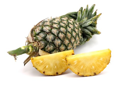 pineapple fruit slice