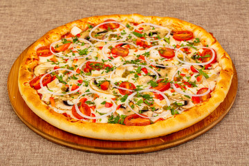 Pizza with mushroom and chicken