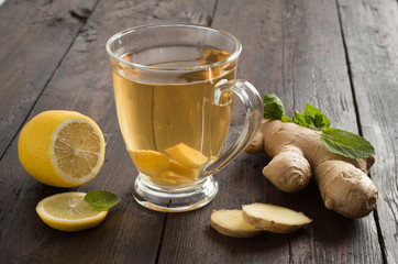 ginger tea with mint and lemon