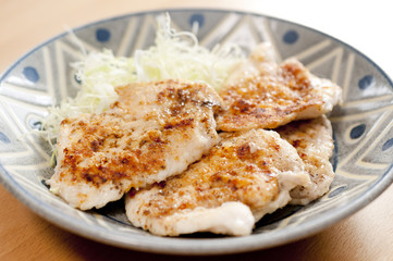 鶏胸肉のソテー
