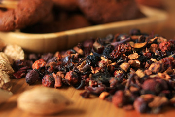 Herbal tea and nuts
