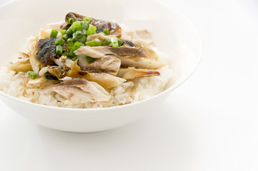 塩鯖のほぐし身どんぶり