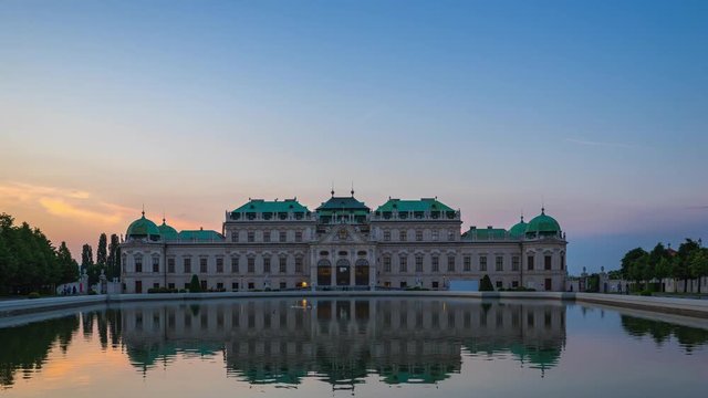 Timelapse video of Belvedere Museum in Vienna, Austria time lapse 4K
