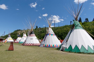 Teepees © Willy