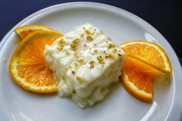 Panna cotta - Greek pudding with pistachios