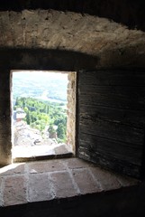 Obraz premium a view of italian countryside in Romagna at Verrucchio castle