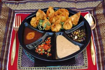 fritierte Wantans mit Dips