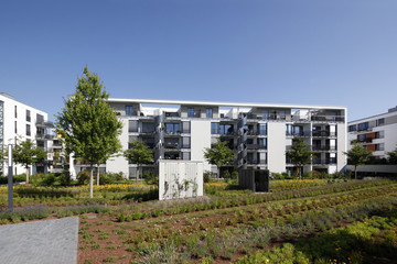 Wohnanlage Belair Frankfurt mit begrüntem Innenhof