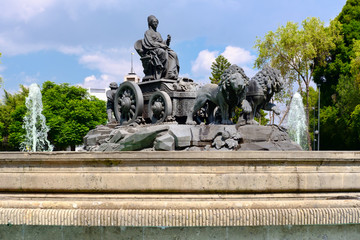 Fototapeta na wymiar The fountain of Cibeles at Colonia Roma in Mexico City