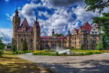 Pałac w Mosznej, Polska © Senatorek