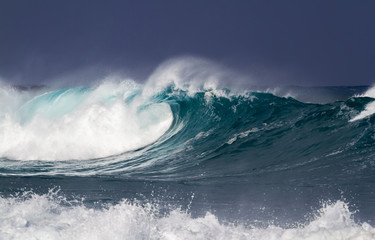 Beautiful breaking Ocean Wave - 216449162