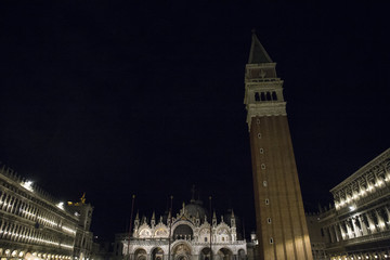 Fototapeta premium サン・マルコ広場 夜景