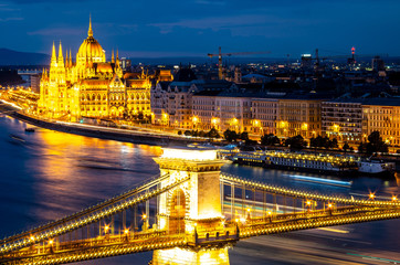 Naklejka na ściany i meble Danube river at night