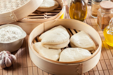 Gua bao, steamed buns in bamboo steamer