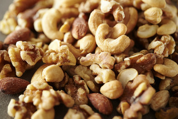 Roasted unsalted walnuts 