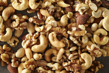 Roasted unsalted walnuts 