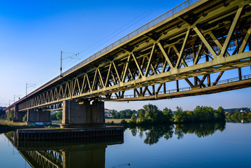 Zugbrücke über Donau HDR