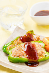 ピーマンの肉詰め