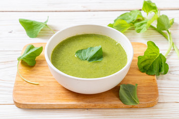 spinach soup bowl