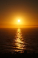 Naklejka premium beautiful sunset and water