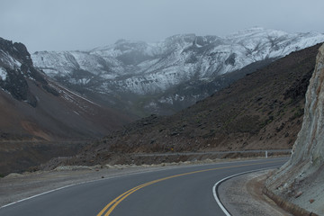 Strasse ins Colca Tal der Anden in Peru