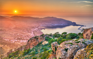 Fototapeta na wymiar Sunset over the Mediterranean Sea in Oran, Algeria