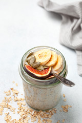 overnight  oatmeal with fruits