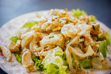 fried noodles with chicken