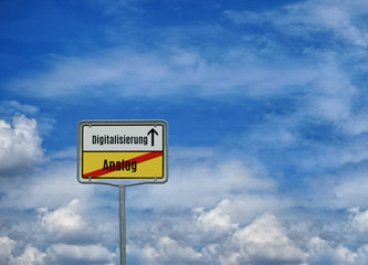 Ortsschild mit Hinweis auf Digitalisierung