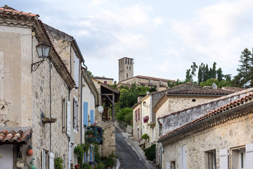 Fototapeta na wymiar Village de Poudenas, Lot-et-Garonne