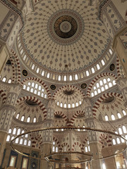 Fototapeta na wymiar Adana, Turkey - June 15, 2018. Images from inside the mosque. Adana Merkez Sabanci Cami. Adana - Turkey