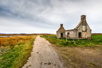 Fototapeta na wymiar Abandoned House in the scottish highlands