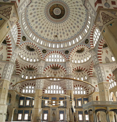 Fototapeta na wymiar Adana, Turkey - June 15, 2018. Images from inside the mosque. Adana Merkez Sabanci Cami. Adana - Turkey