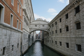 Fototapeta na wymiar Venice,Italy-July 25, 2018 : Ponte dei Sospiri or the Bridge of Sighs in Venice