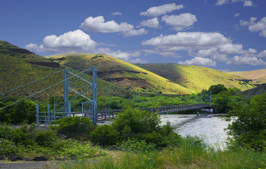 Yakima River Canyon is a beautiful recreation area located along Yakima River from Yakima to Ellensburg.