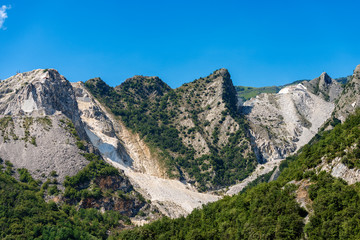 Fototapeta na wymiar Apuan Alps (Alpi Apuane) with the marble quarries. Tuscany, Italy, Europe 