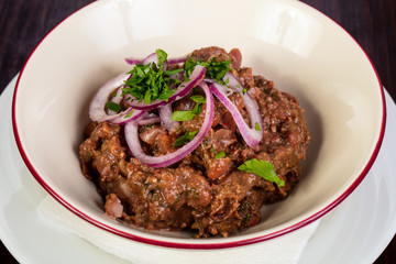 Pulled pork with onion