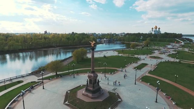 monument to the 1000th anniversary of Yaroslavl