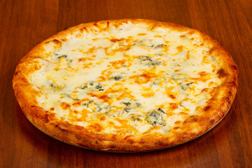 Pizza four cheese
