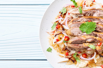 pamelo spicy salad with roasted duck