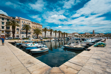 Fototapeta na wymiar Hafen von Split
